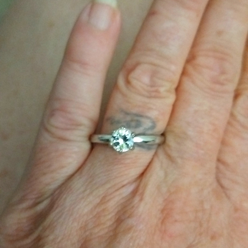 Vintge Engament Ring silver 18kt HGE 1/2 CT. Center Cut CZ solitaire